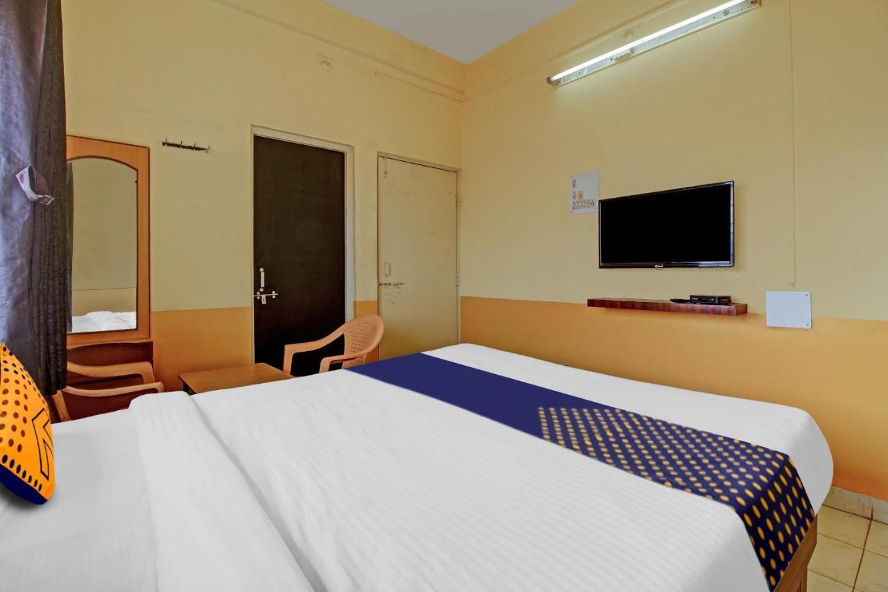 Hotel Spot On Tushar Lodging 3*
