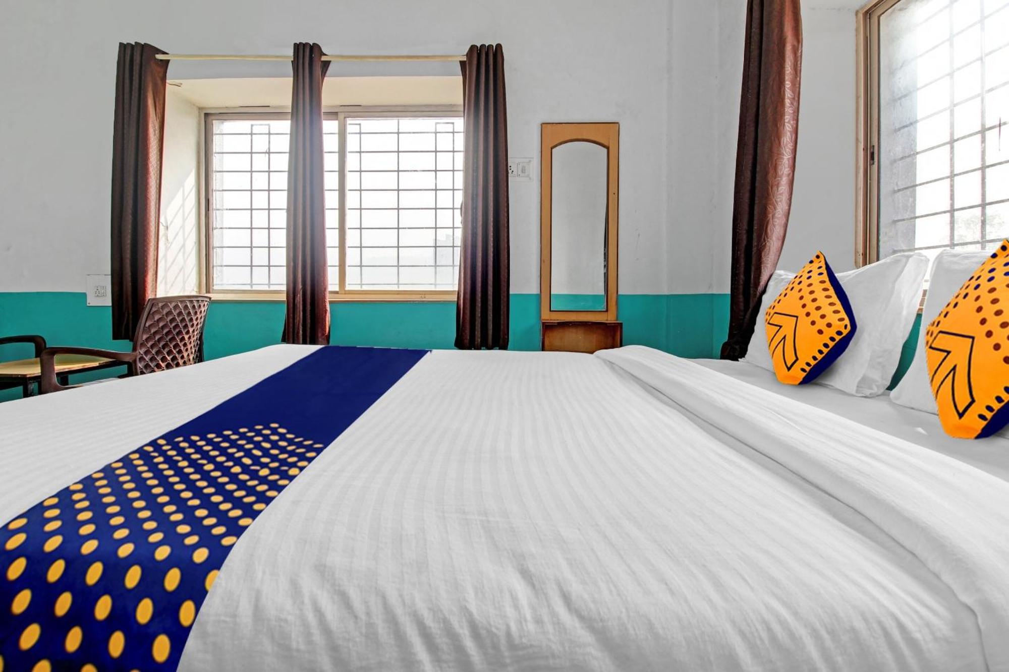 Spot On Tushar Lodging Hotel 3*